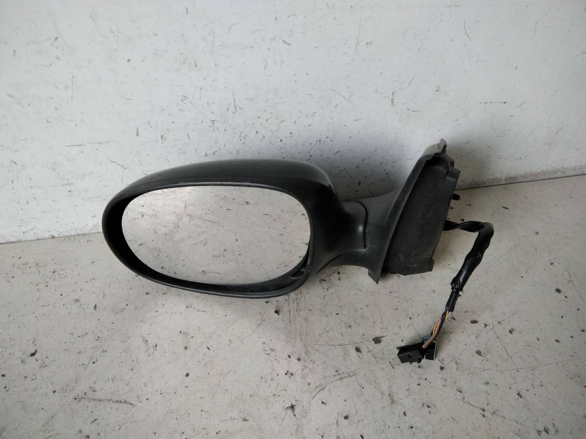 Retrovisore est. regolaz. elettr. sx.